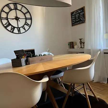 *dlc: Exklusives Clubapartment Mit Privatparkplatz Bad Pyrmont