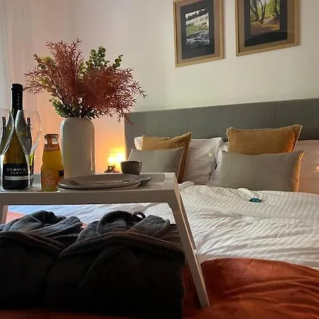 *dlc: Exklusives Clubapartment Mit Privatparkplatz Bad Pyrmont