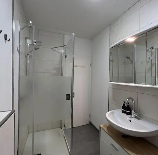 *dlc: Exklusives Clubapartment Mit Privatparkplatz * Bad Pyrmont